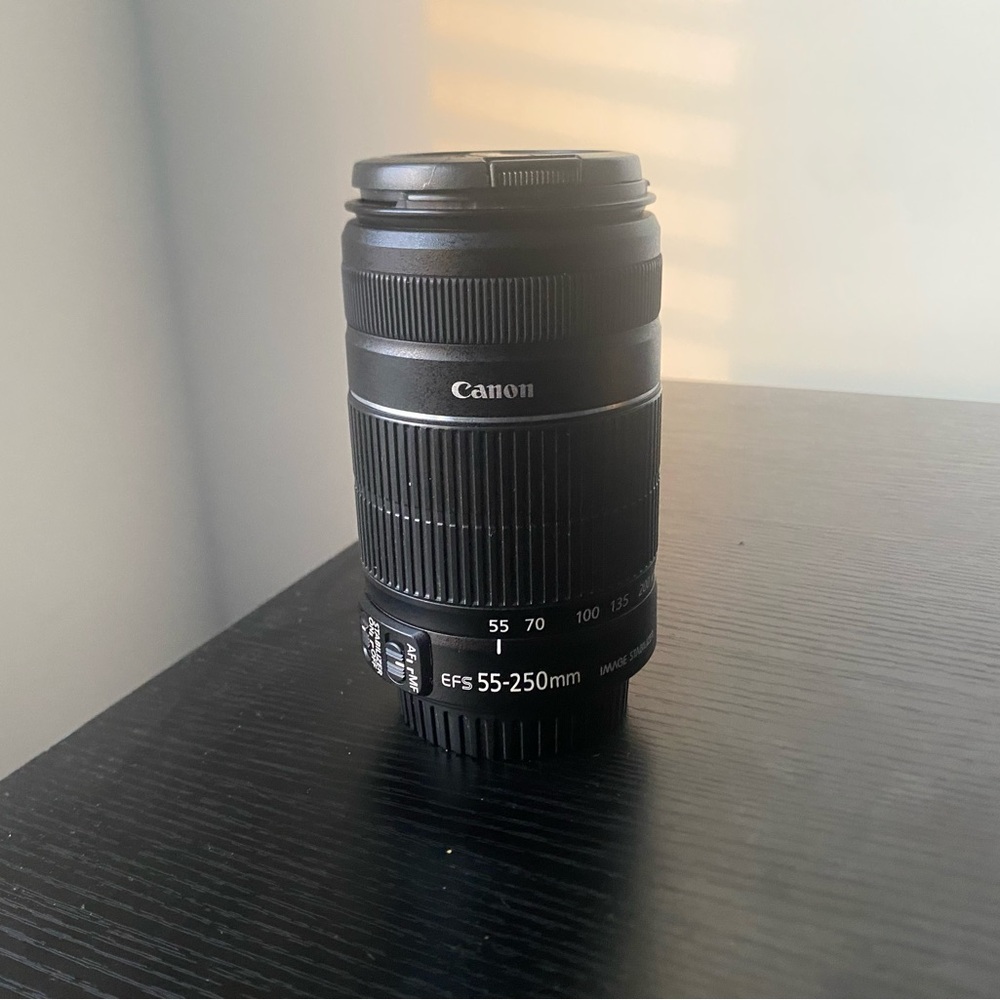 Canon Black EFS 55-250mm Lens